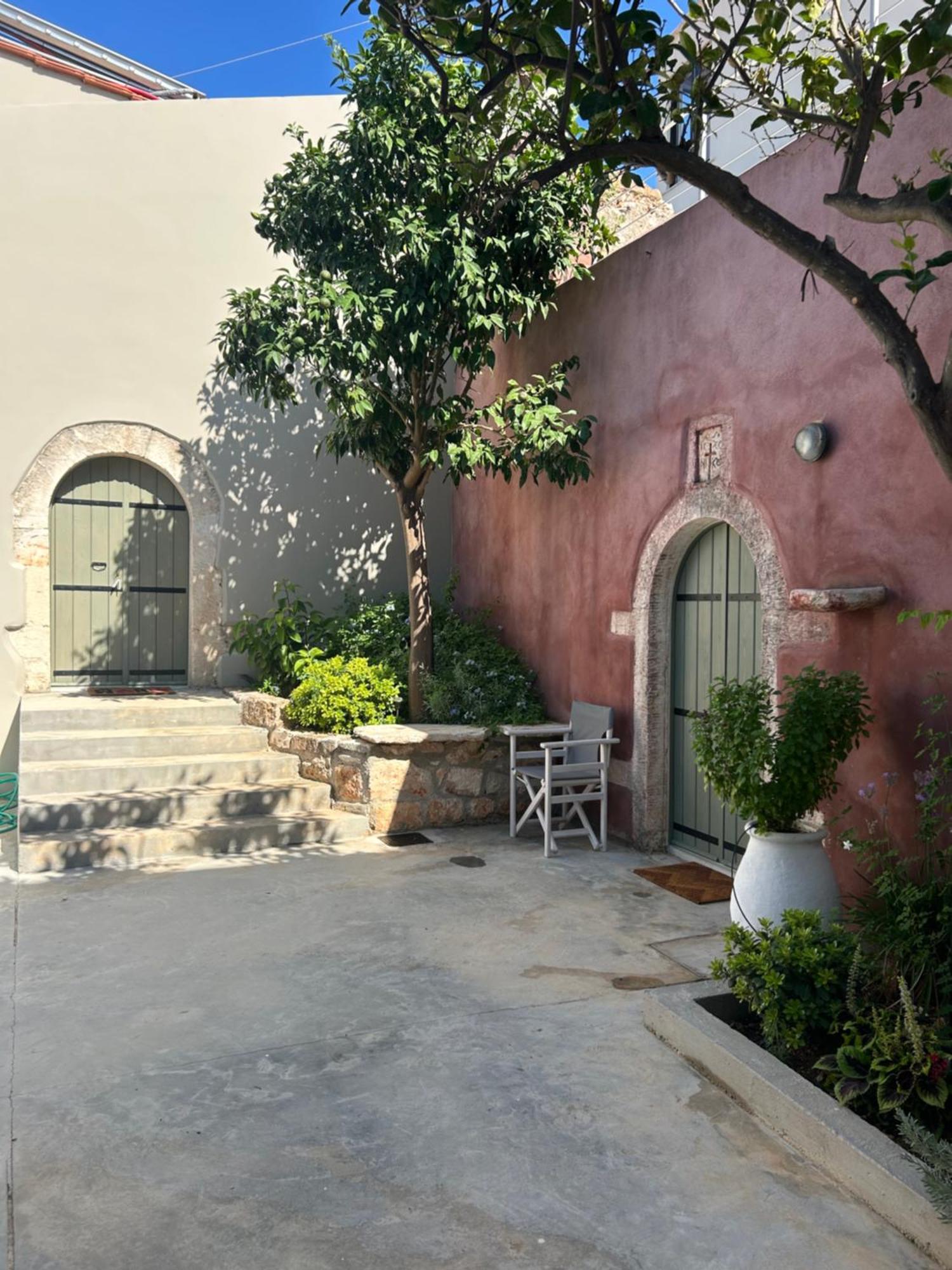 Tholos Cottage Sternai Экстерьер фото